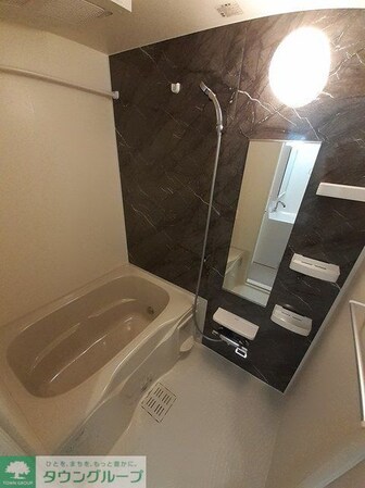 シャン ド フルールの物件内観写真